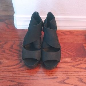 Eileen Fisher Leather Strappy Wedge Heel Sandals